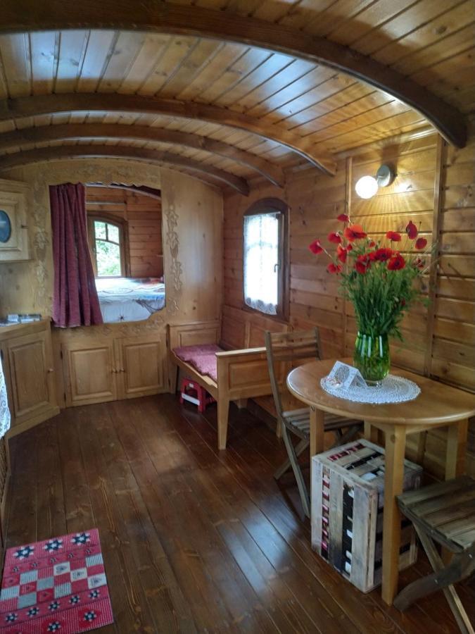 Les Roulottes Vesta Villa Léognan Eksteriør bilde